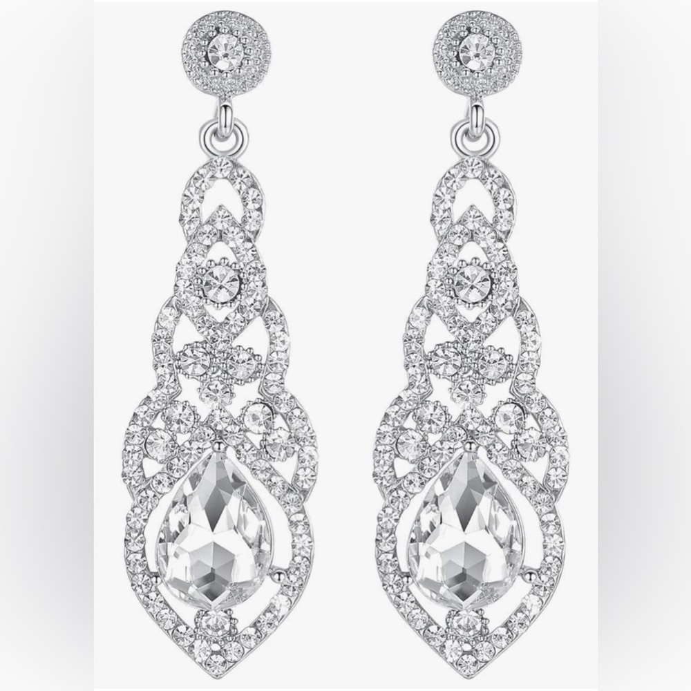 Elegant Silver Teardrop Earrings